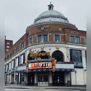 🪩 New Year’s BOGO 🪩